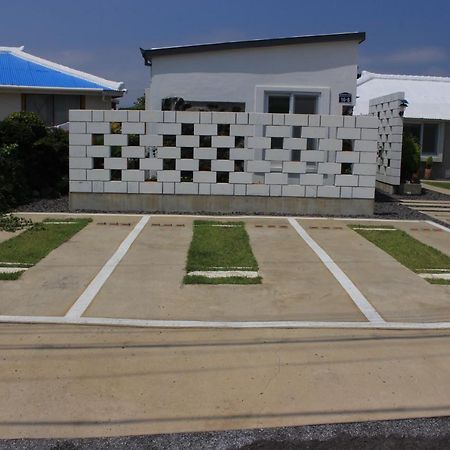 Bookmark Guesthouse Seogwipo Exterior photo